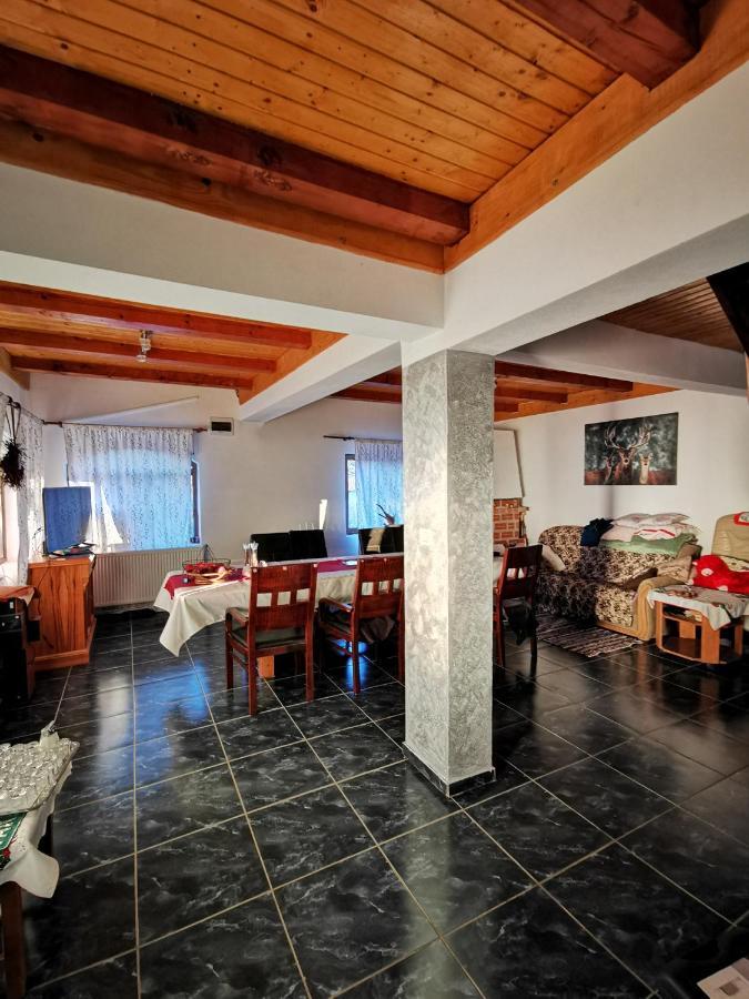 Vila Jugul Taranului Agropensiune Polovragi, Gorj Exteriér fotografie